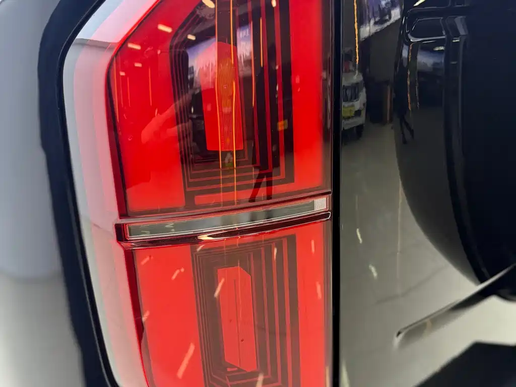 Leopard 5 2023 Pilot Edition