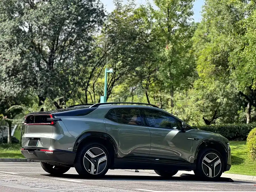 Changan Qiyuan E07 2025 pure electric four-wheel drive 90kWh Ultra high-performance version