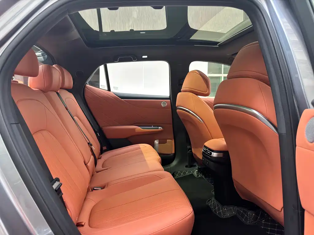 Фото машины 22