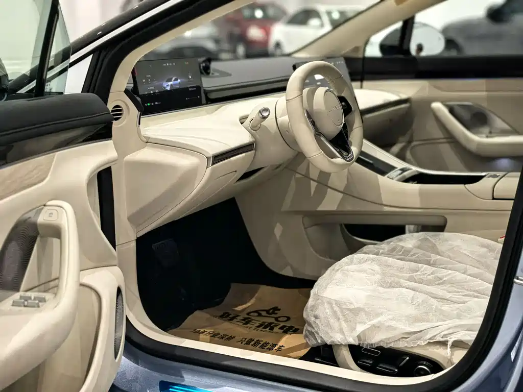 Zhijie S7 2024 Max RS four-wheel drive performance version