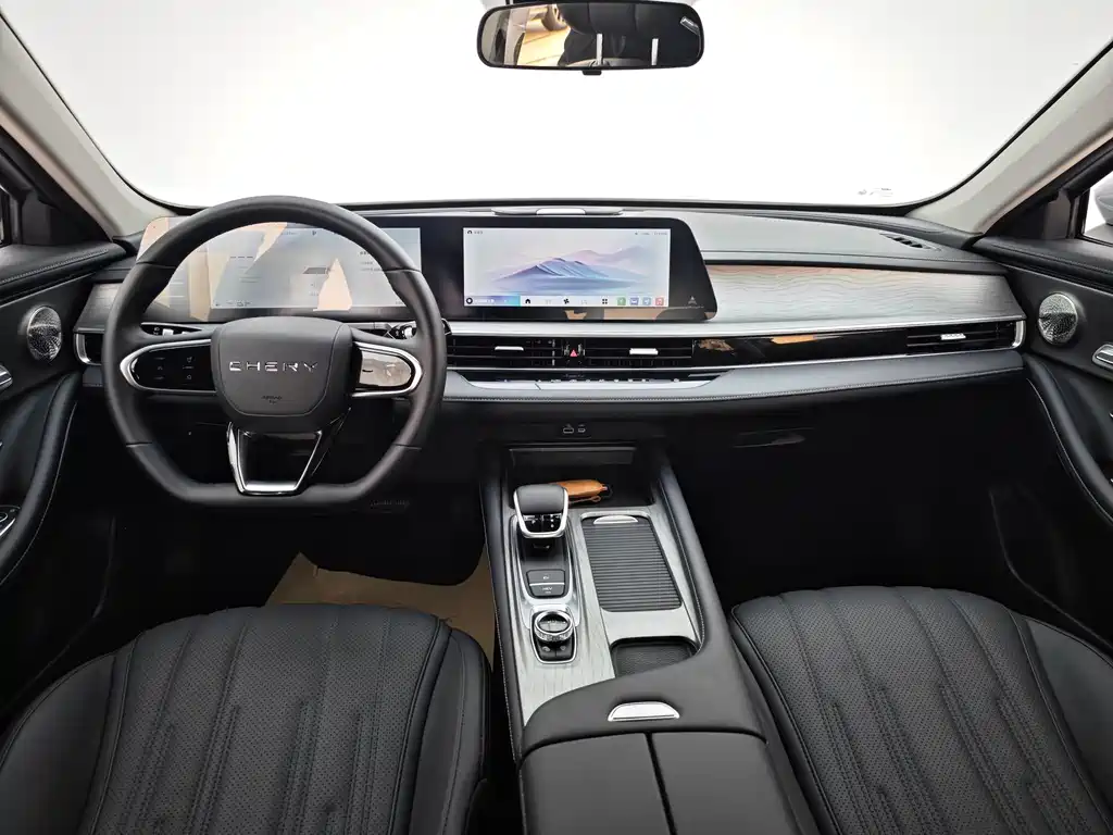 Фото машины 24