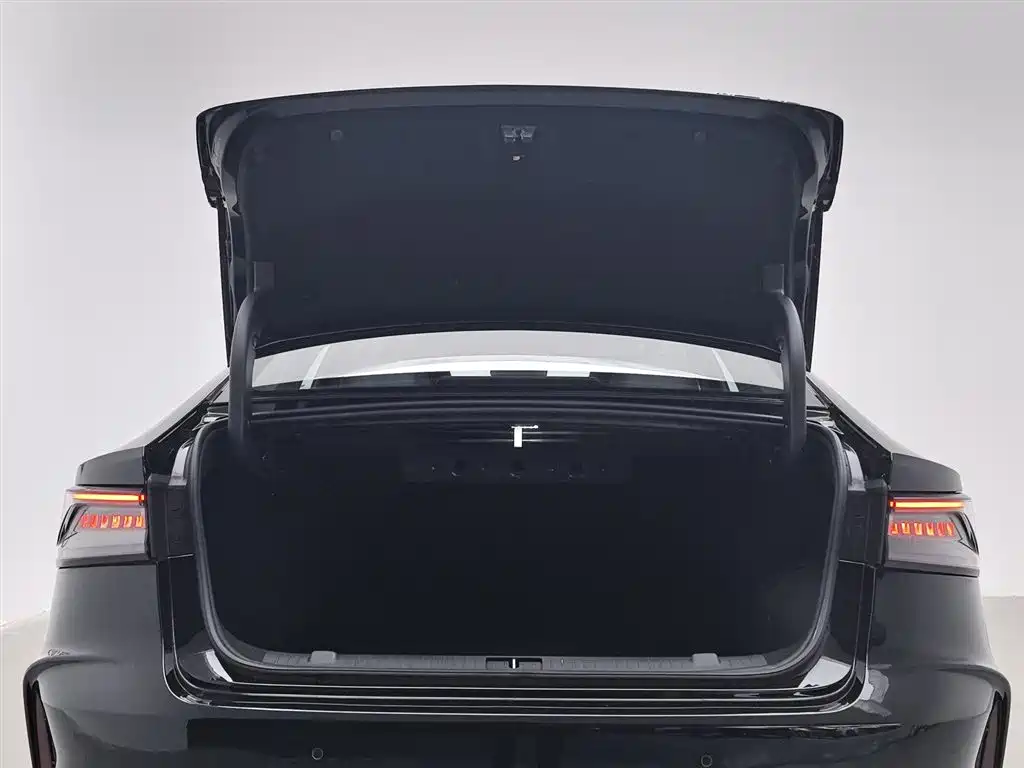 Фото машины 10