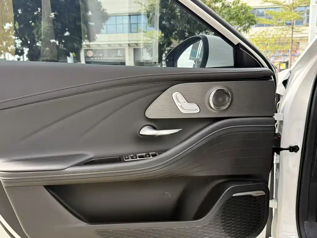 Фото машины 23