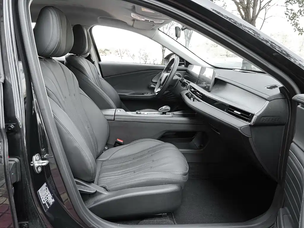 Фото машины 30