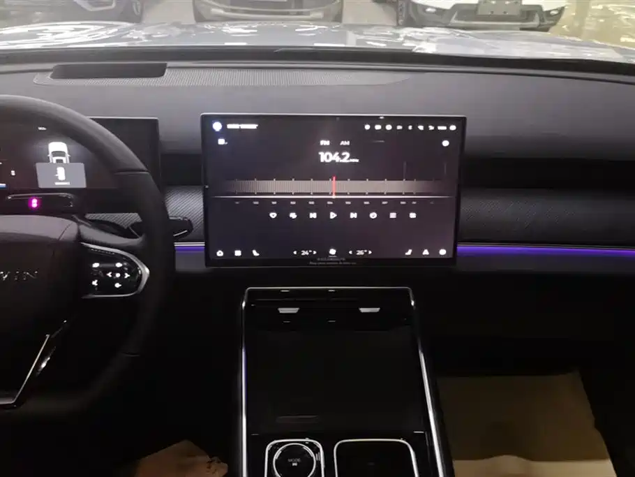 Fengyun T9 2024 120 long battery life version flagship 7-seater ternary lithium