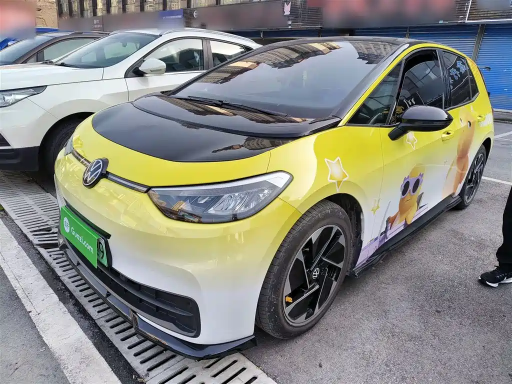 Volkswagen ID.3 2025 Smart Models Outstanding Edition