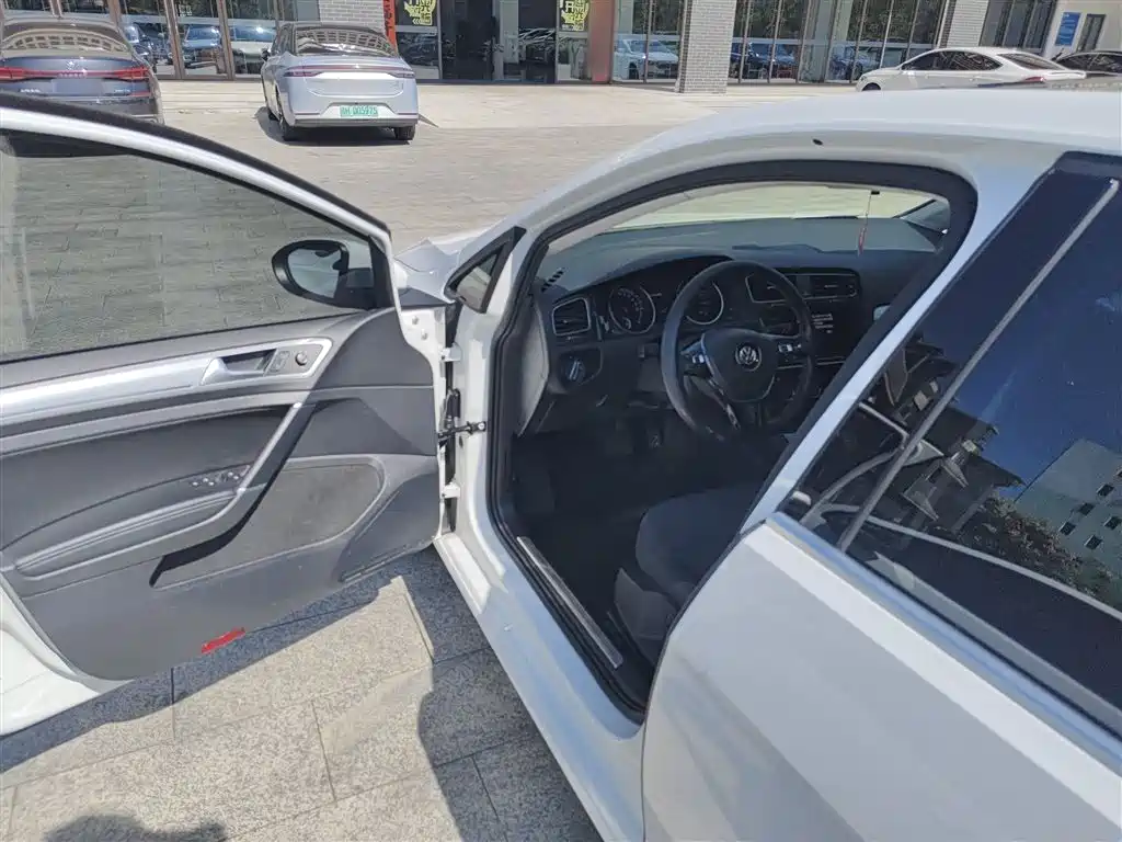 Фото машины 26