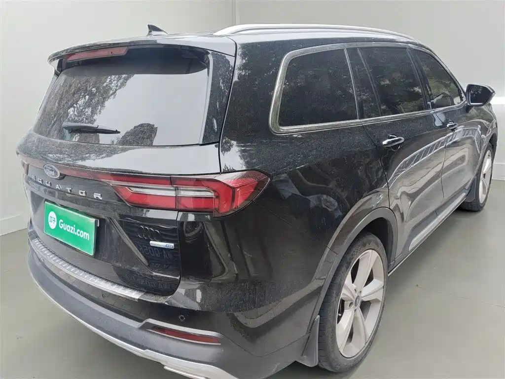 Lingyu 2021 EcoBoost 225 Premium Collar Type 7 seats (2/2/3)