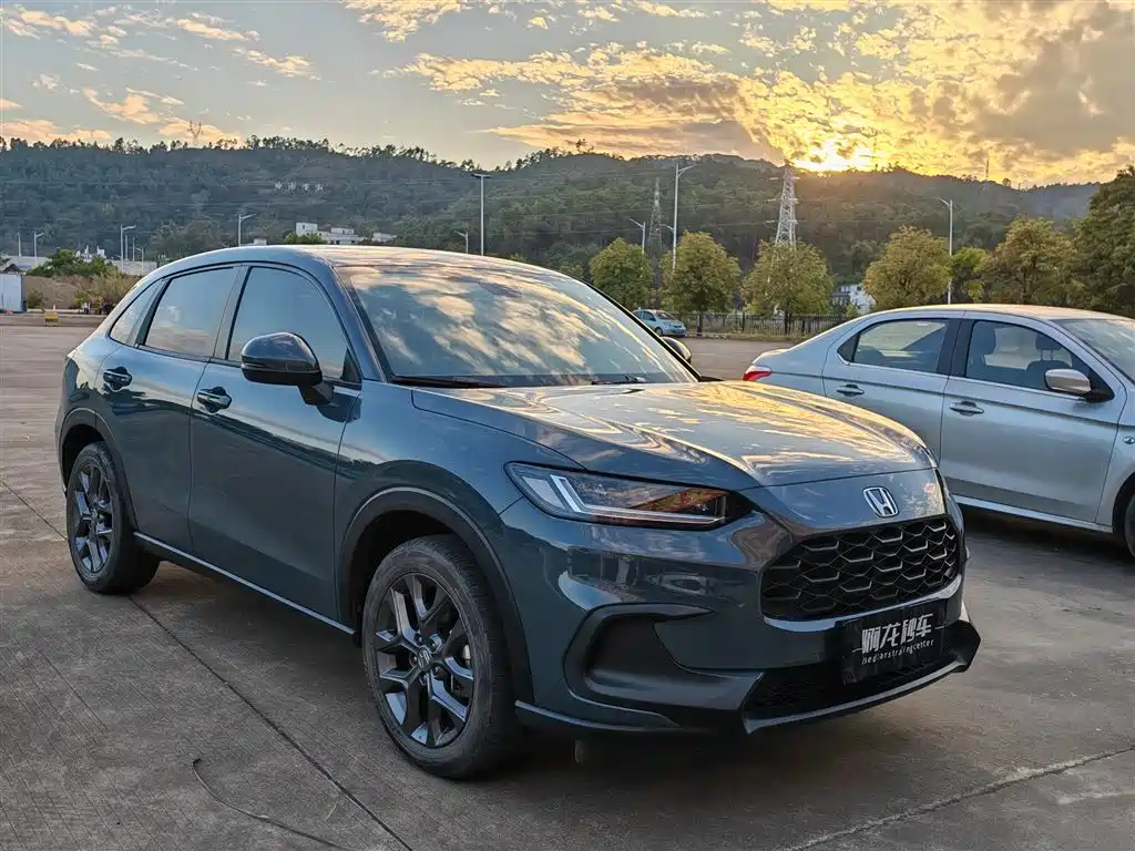 ZR-V to the 2022 1.5T CVT Deluxe edition