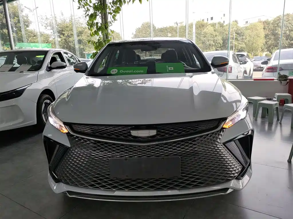 Emgrand L HiP 2022 model 1.5 TD-DHT Pro 100KM Super Fast