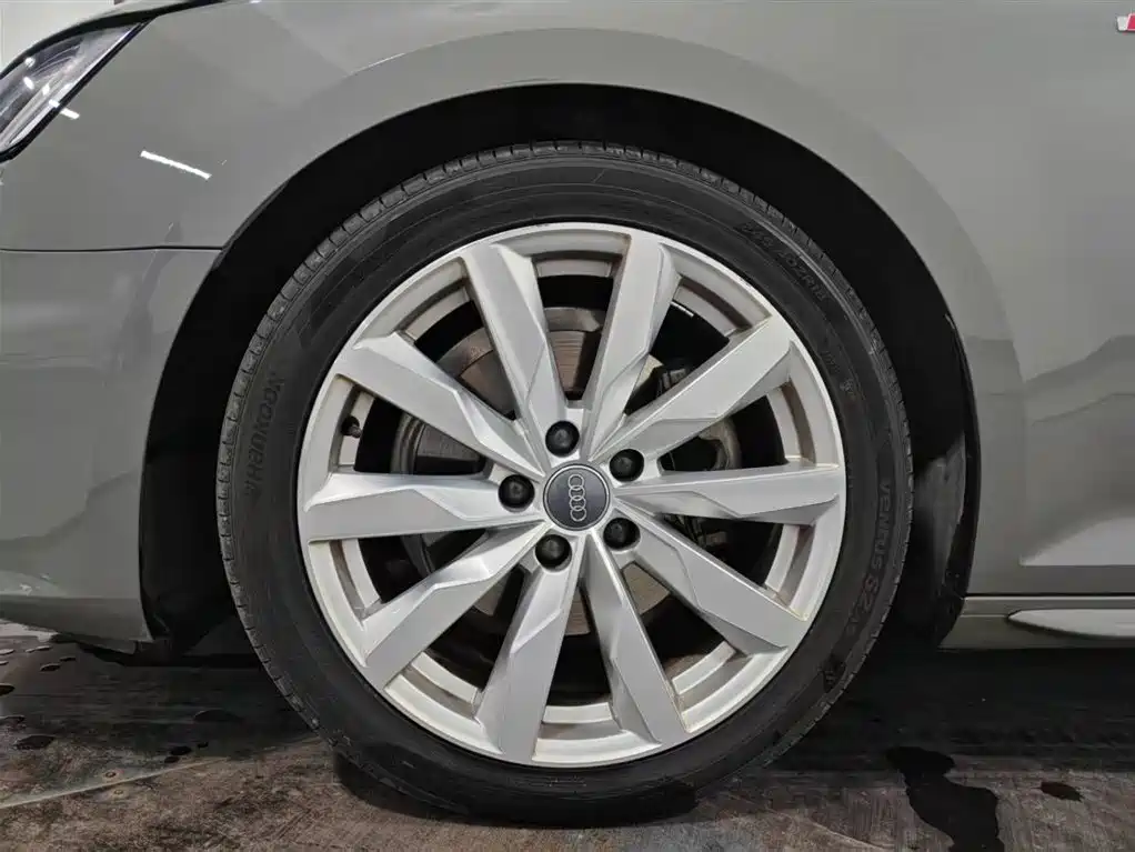 Audi A4 imported 2020 Avant-garde 40 TFSI fashion dynamic type