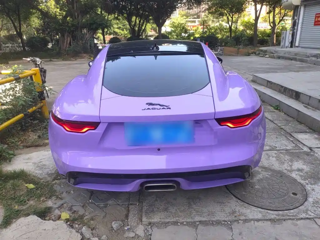 Jaguar F-TYPE 2024 P300 75th Anniversary Collection Hardtop Edition