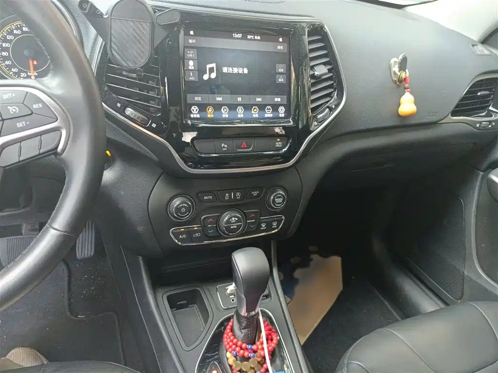 Фото машины 28