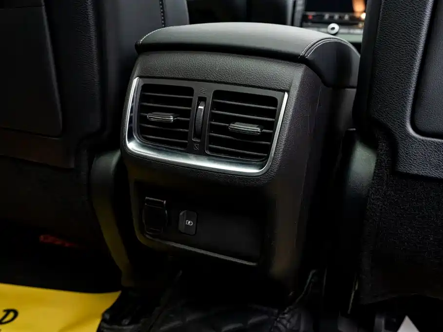 Infiniti QX50 2022 2.0T two-wheel drive pilot version