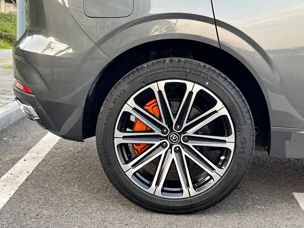 Фото машины 30