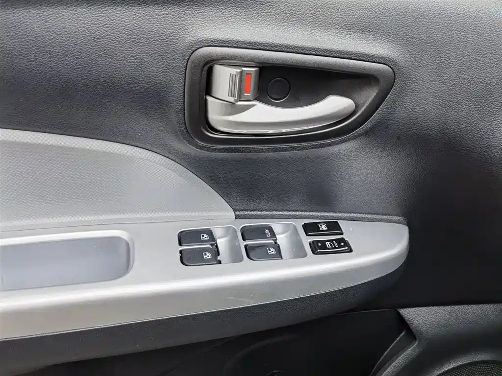 Changan Benben E-Star 2021 National Version Xinyue Version (Fast Charge Version) Lithium Iron Phosphate (31.18kWh)