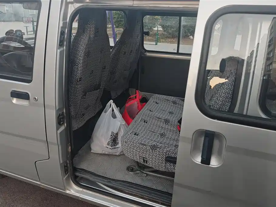 Wuling Zhiguang 2020 1.2L Practical National VI LSI