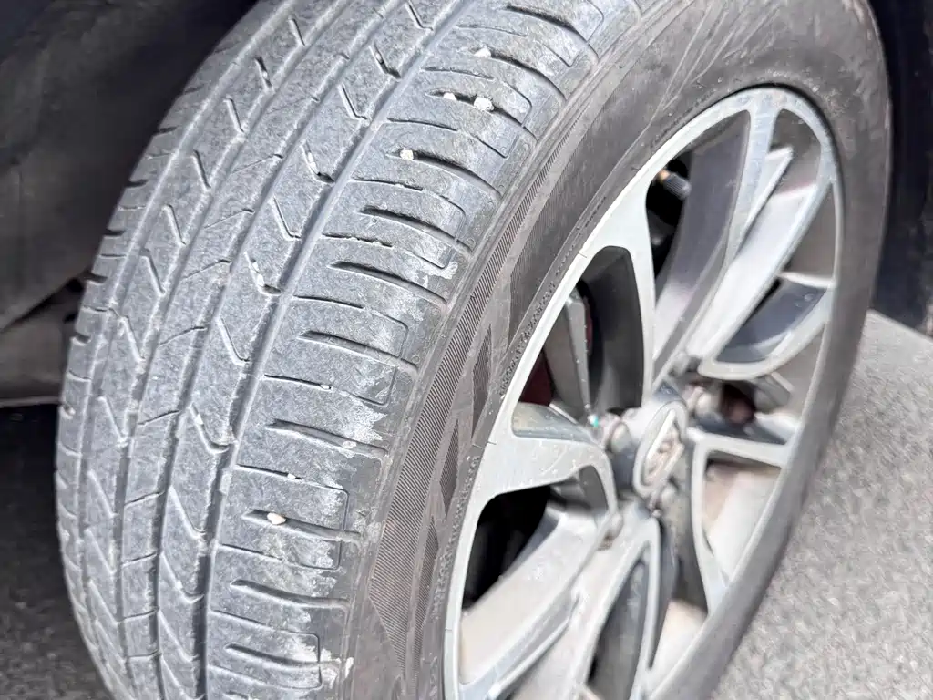 Baojun 730 2019 1.5T manual fashion type 7-seater country VI