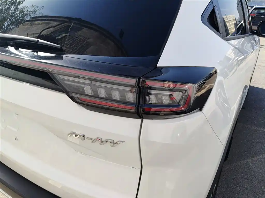 Dongfeng Honda M-NV 2021 Shangcheng Edition