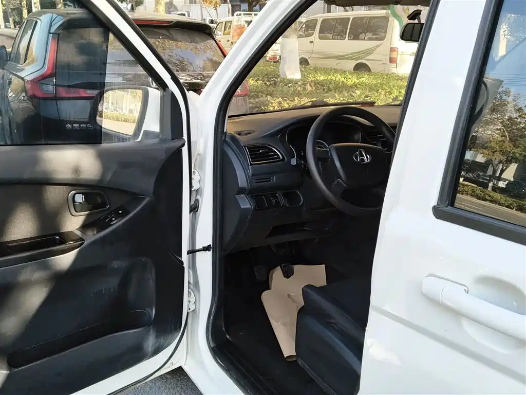 Uno S 2019 model 1.5L Uno S standard type country VI JL473QG