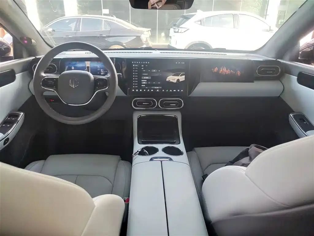 Фото машины 26