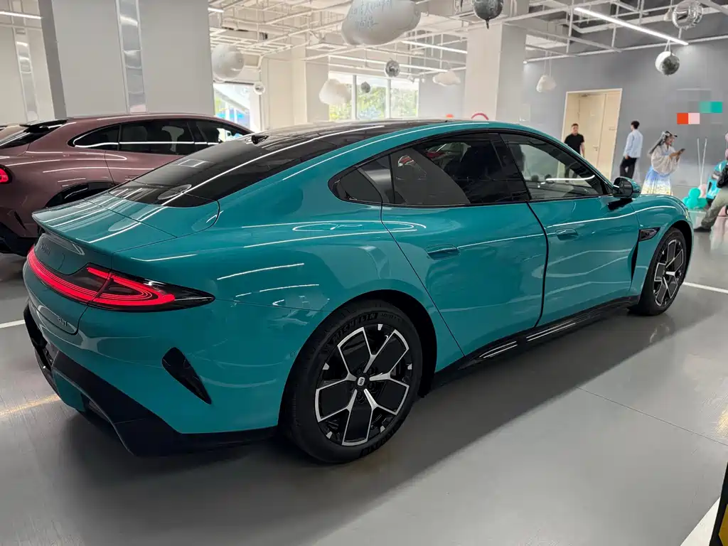 Xiaomi SU7 2024 rear-drive long battery life smart driving version