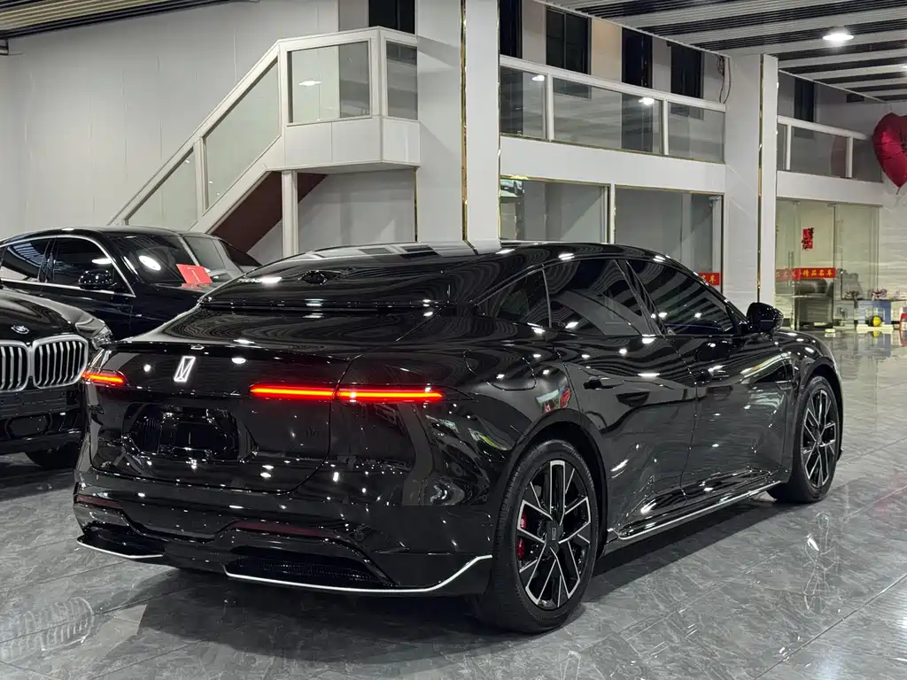 Фото машины 18