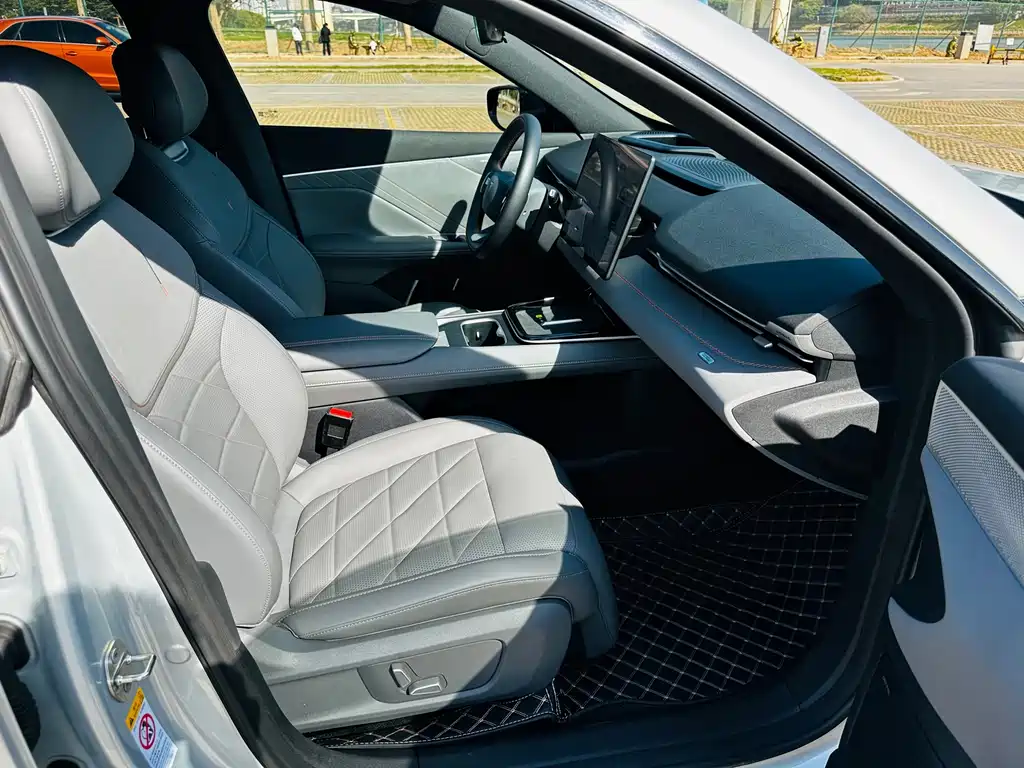 Фото машины 27