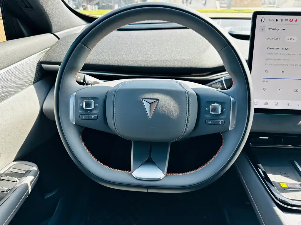 Фото машины 30