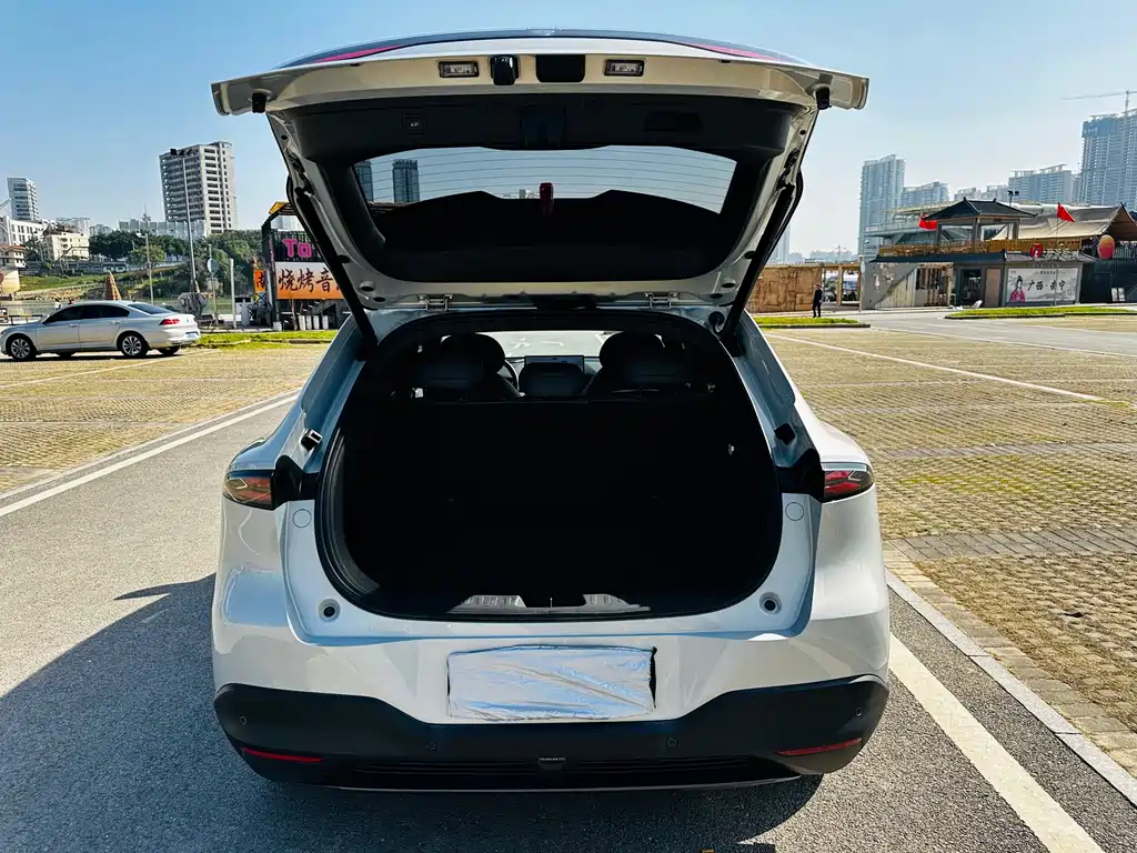 Фото машины 24