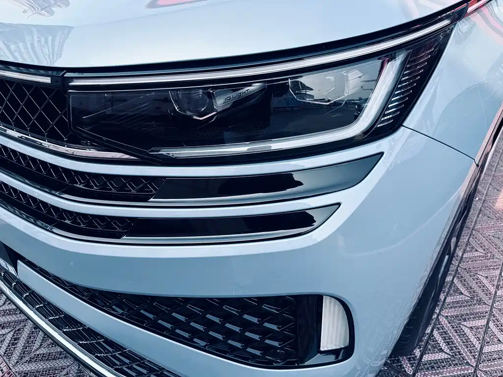 Range Rover 2023 380TSI four-wheel drive R-Line Touring version