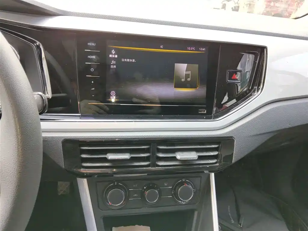 Фото машины 24