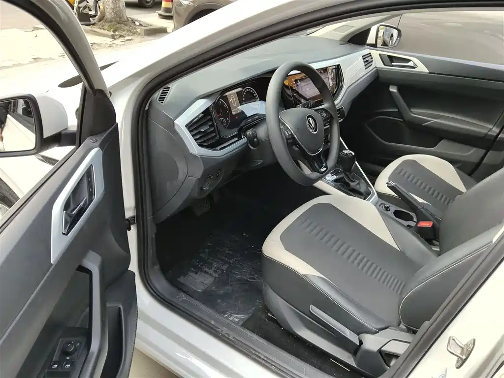 Фото машины 22