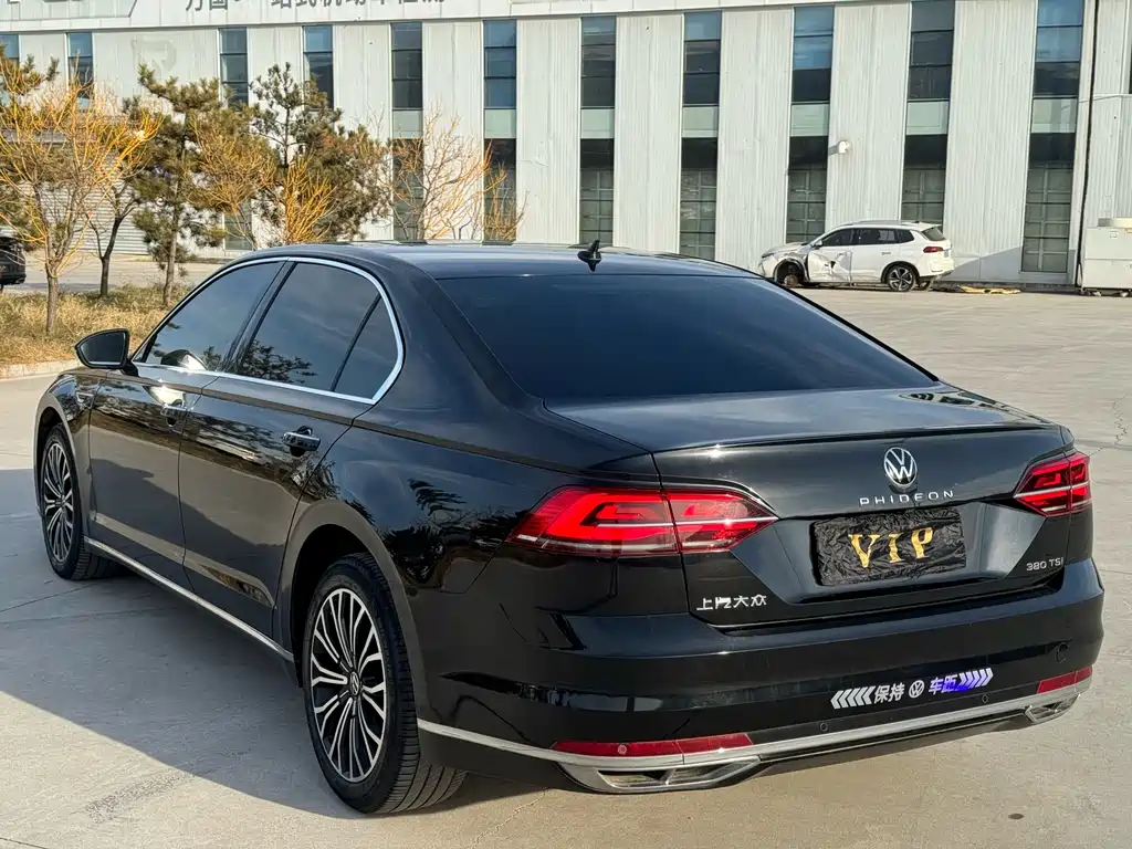 Фото машины 23