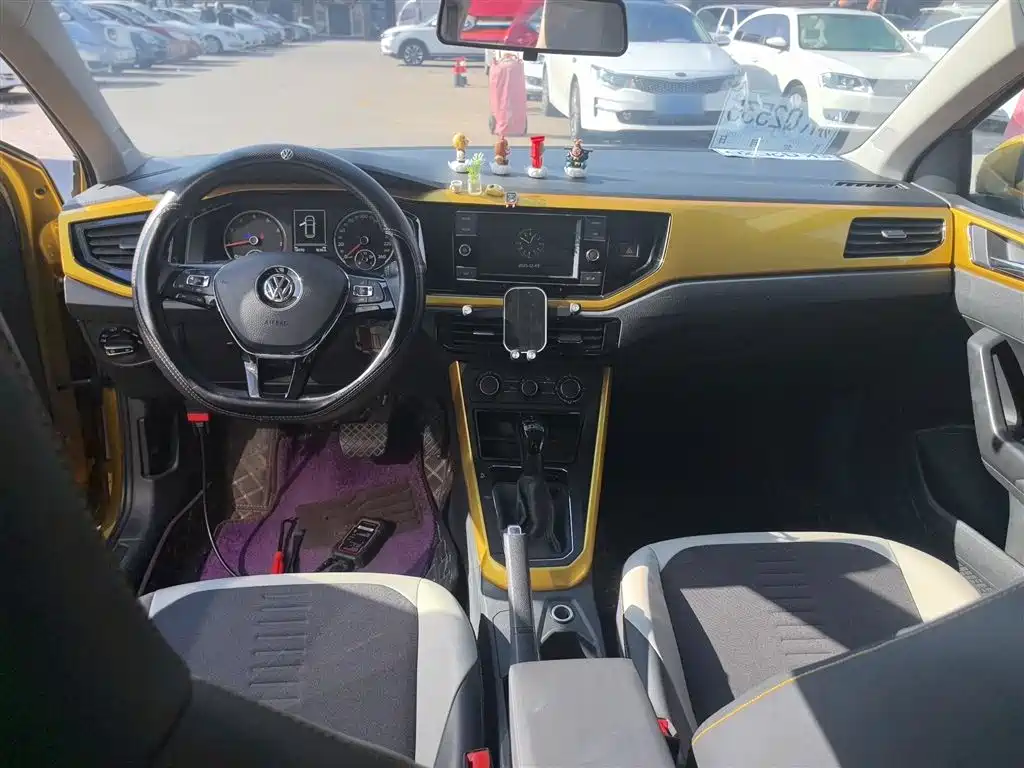 Polo 2019 Plus 1.5L automatic colorful Technology Version