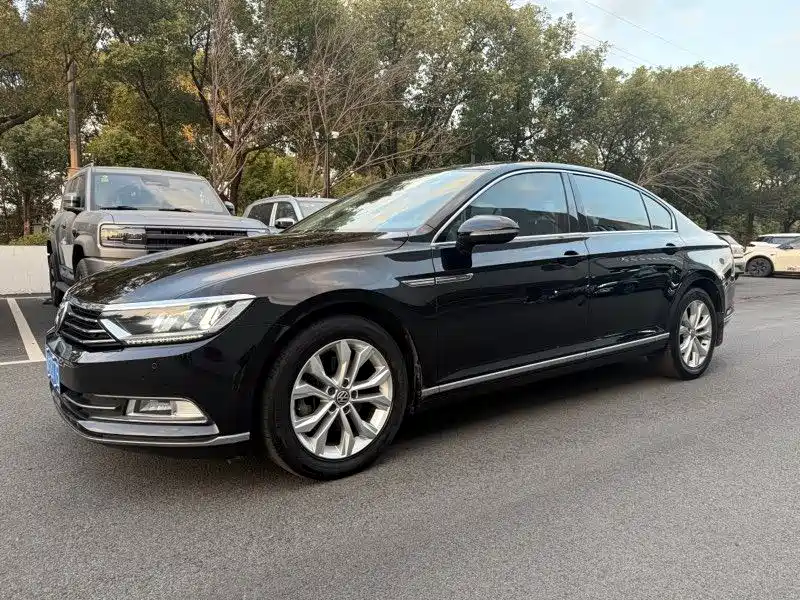 Magotan 2019 330TSI DSG Luxury Country VI