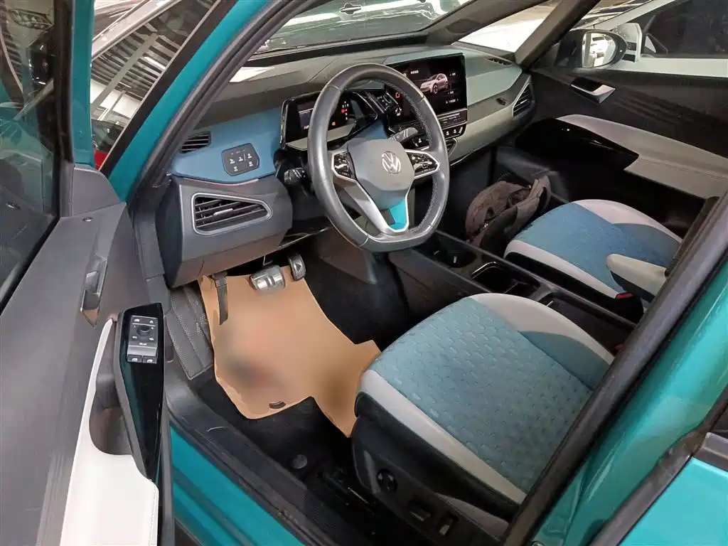 Фото машины 24