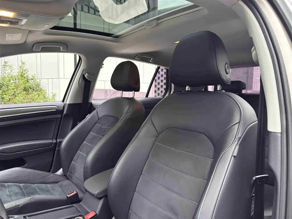 Golf 2019 280TSI DSG luxury Country V