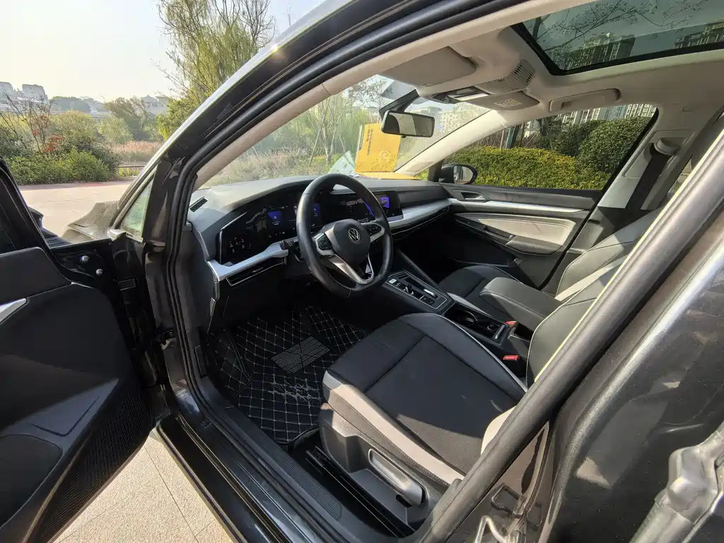 Golf 2021 280TSI DSG R-Line