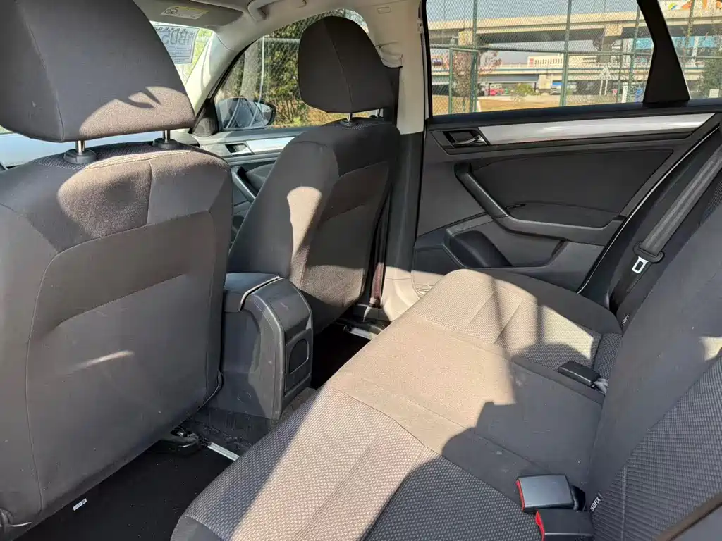 Bora 2019 facelift Bora Legend 1.5L automatic fashion type Country VI