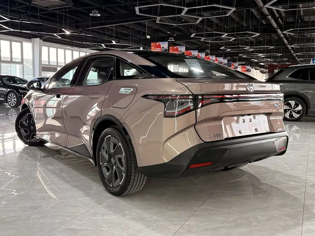 Фото машины 10