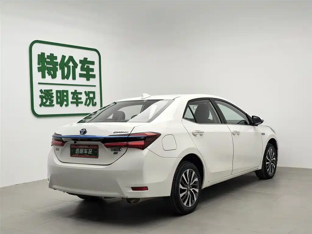 Corolla dual engine E+2019 1.8L E-CVT leading version