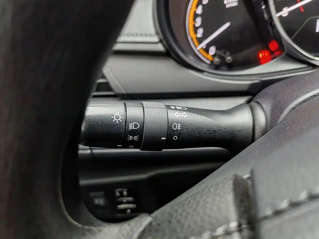 YARiS L Zhixuan 2022 1.5L CVT Leading PLUS Version