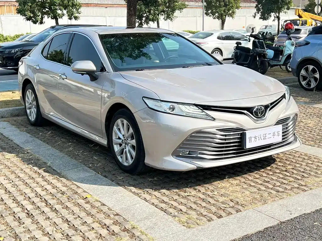 Camry 2019 2.0G Deluxe Edition Country V