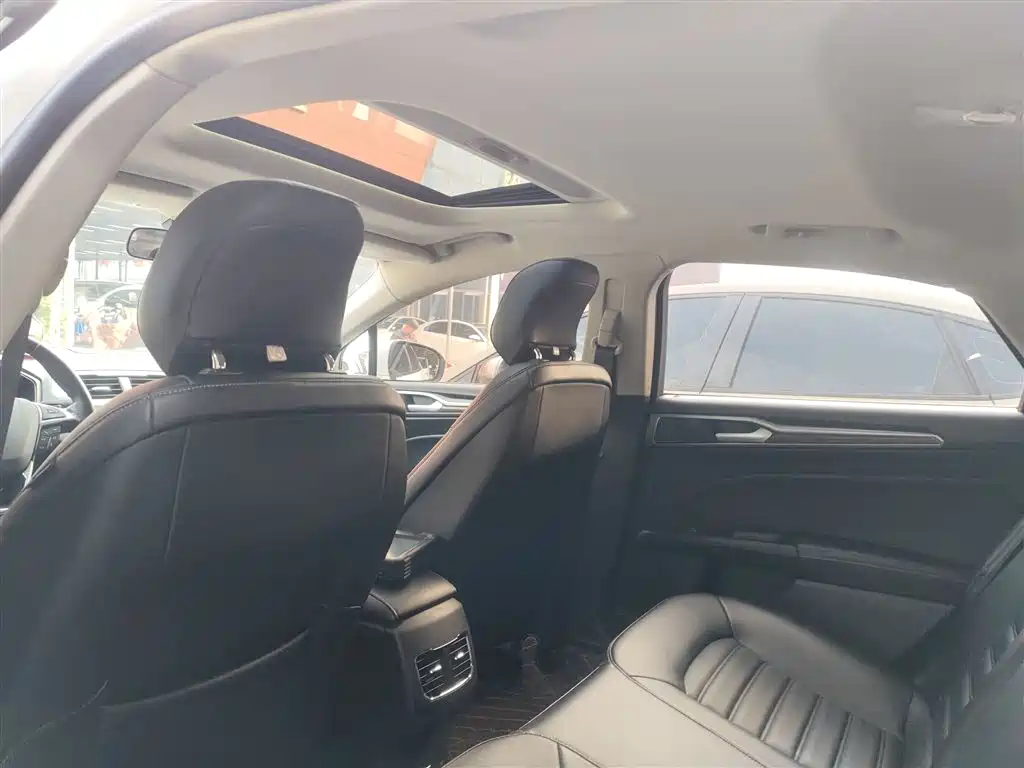 Фото машины 10