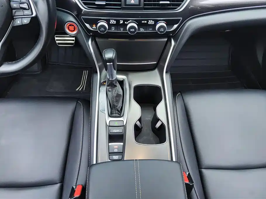 Accord 2022 260TURBO Magic Night*Premium Edition