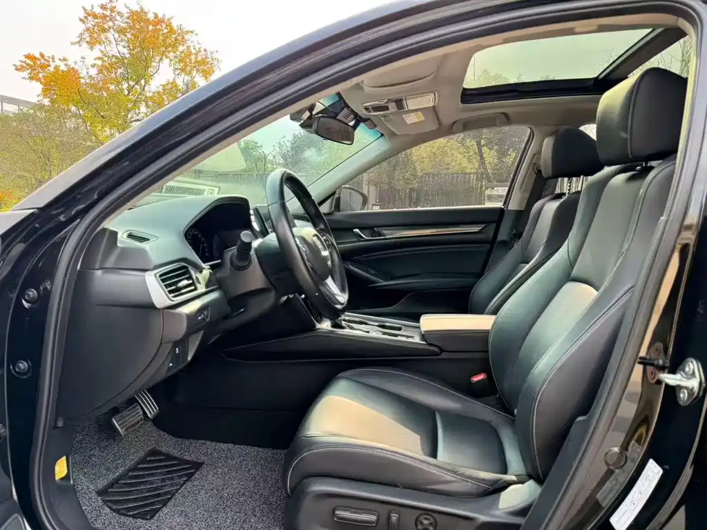 Accord 2022 260TURBO Magic Night*Premium Edition