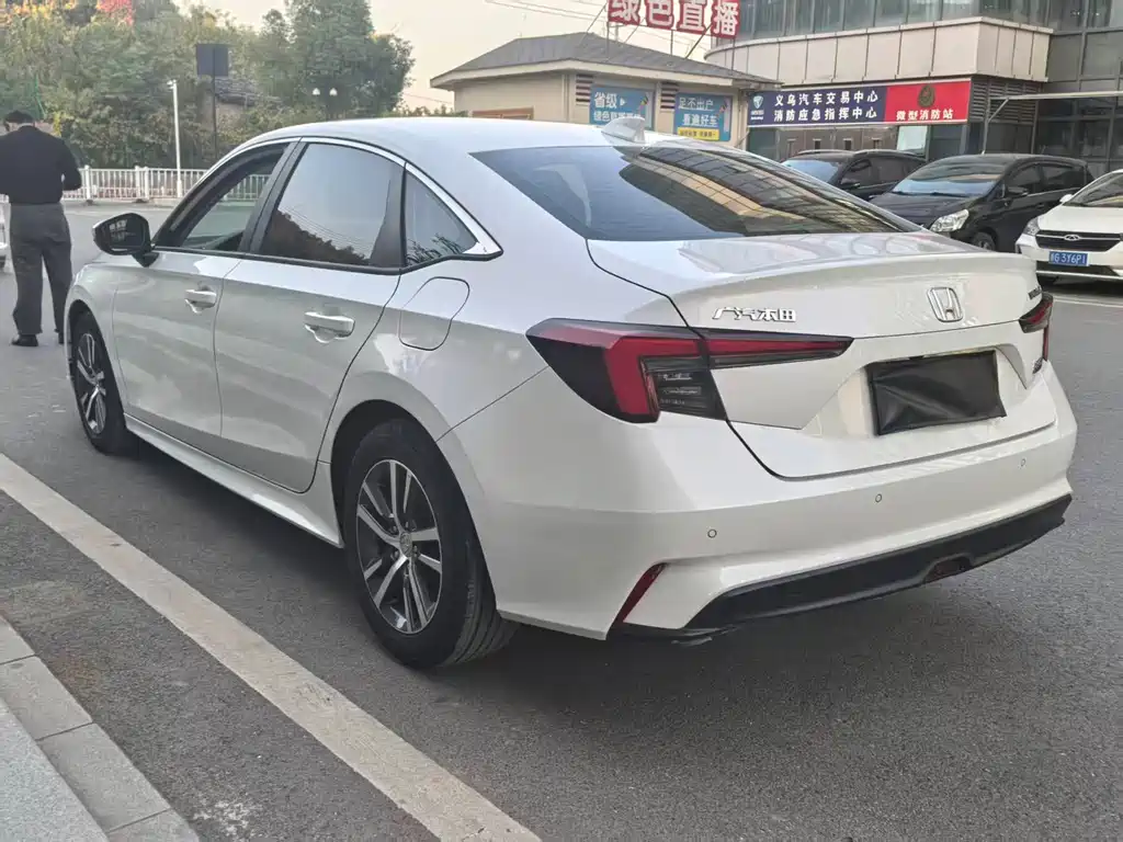 Style 2023 model 240TURBO CVT technology version