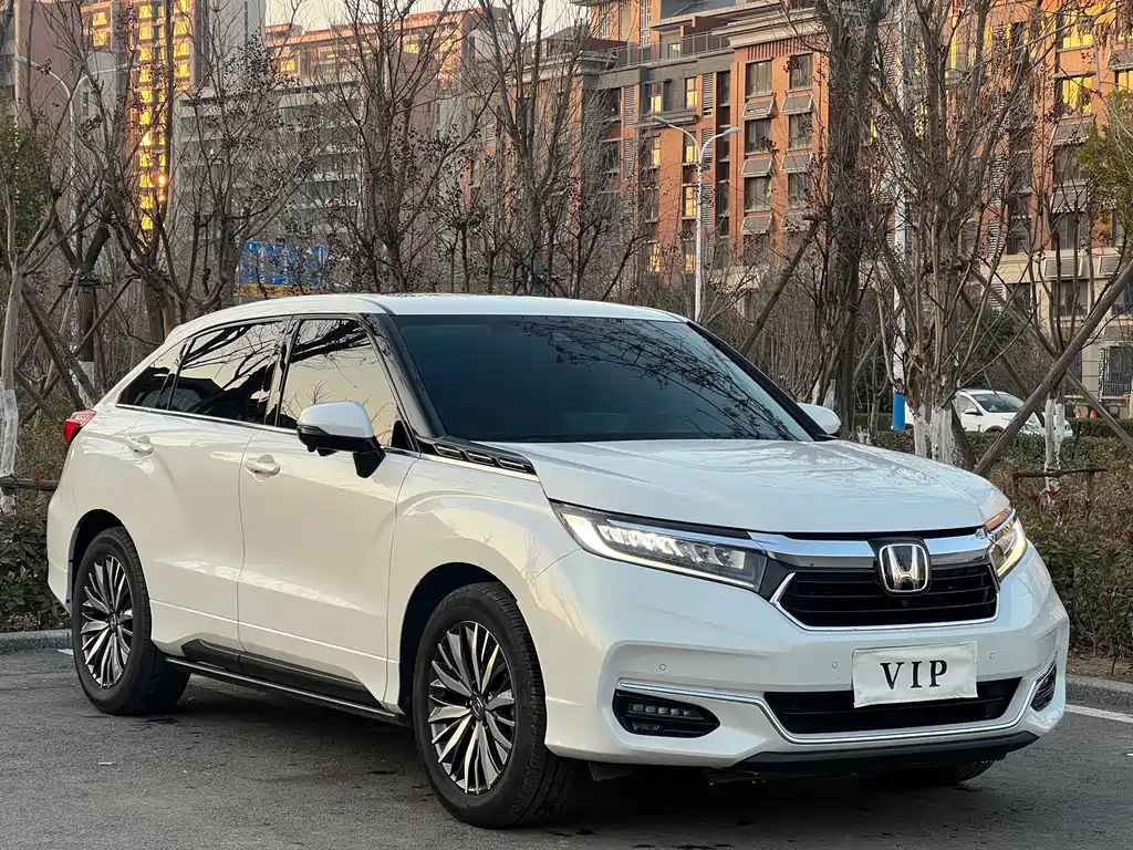 Crown Road 2023 240TURBO Two-wheel drive Smart Edition