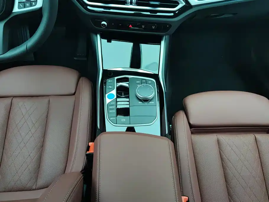 Фото машины 10